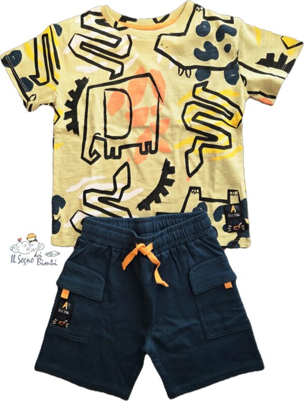 COMPLETO T-SHIRT E PANTALONCINO VERDE SAVANA TUC TUC